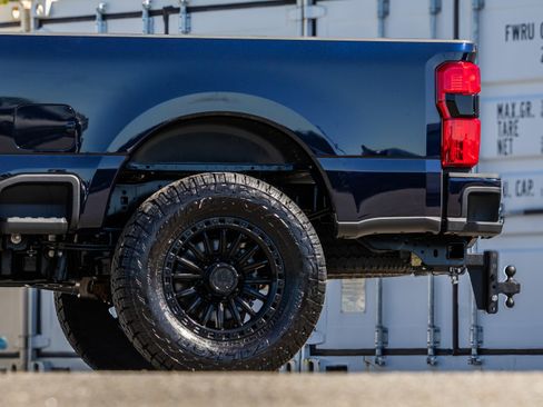 New 2025 Ford F250 Lariat w/ FX4 Off-Road Package image 27