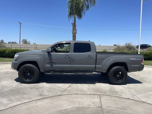 Used 2015 Toyota Tacoma PreRunner w/ TRD Sport Package RWD image 5