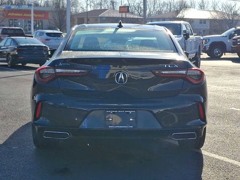 Used 2023 Acura TLX w/ Technology Package image 5
