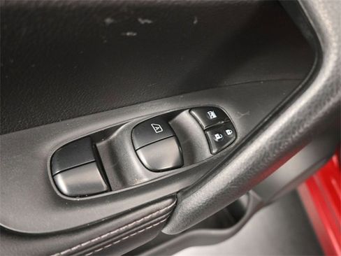 Used 2018 Nissan Rogue Sport SV w/ SV All-Weather Package image 13