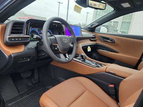 New 2025 Toyota Crown Signia image 19