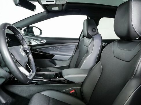 Certified 2023 Volkswagen ID.4 Pro S Plus image 6