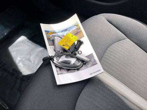 Used 2025 Hyundai Sonata SEL image 14