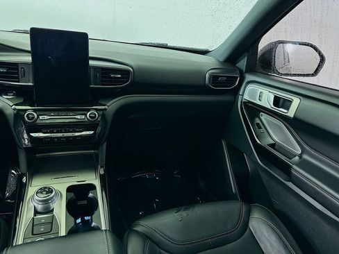 Used 2021 Ford Explorer ST w/ Equipment Group 401A image 20