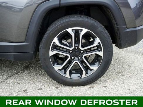 Used 2023 Jeep Compass Limited image 6