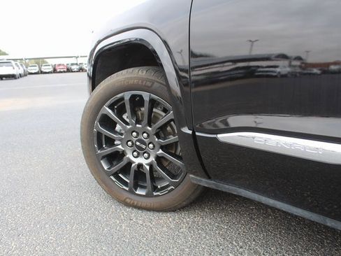 Used 2023 GMC Acadia Denali w/ Black Diamond Edition image 14