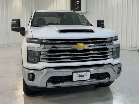 Used 2025 Chevrolet Silverado 2500 LT w/ Safety Package image 4