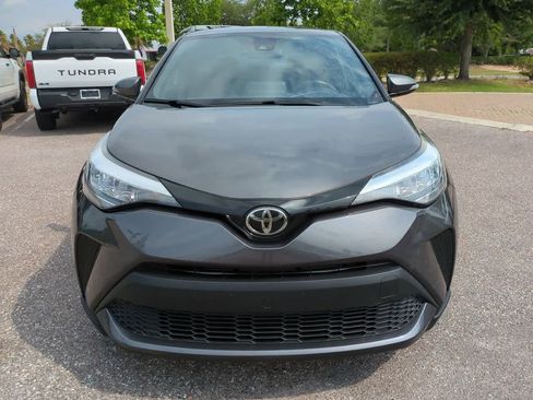 Certified 2020 Toyota C-HR XLE FWD image 9