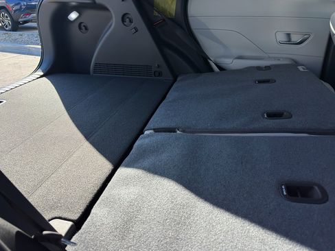 New 2026 Hyundai Kona SEL Premium image 37