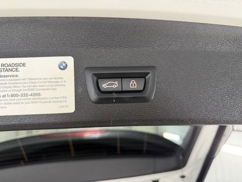Used 2018 BMW X1 xDrive28i image 10