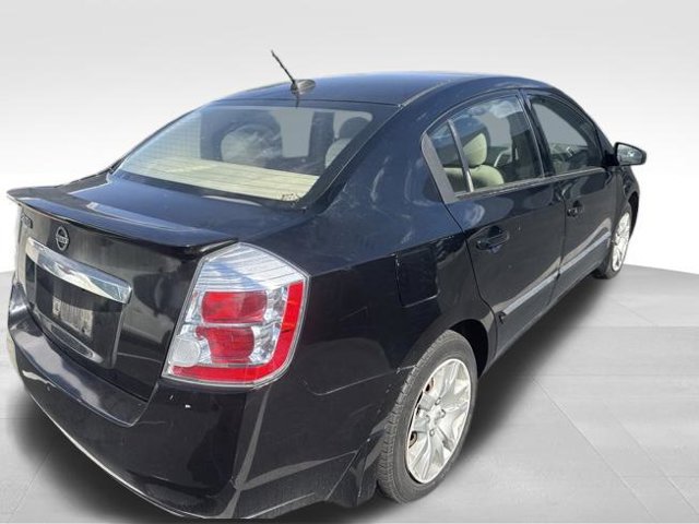 Used 2012 Nissan Sentra 2.0 S w/ Convenience Pkg FWD image 2