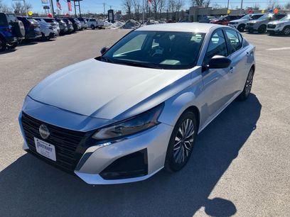 Used 2024 Nissan Altima 2.5 SV