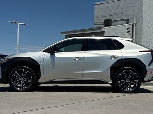 Used 2024 Toyota bZ4X AWD w/ Weather Package image 2