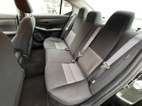 Used 2025 Nissan Sentra SV image 24