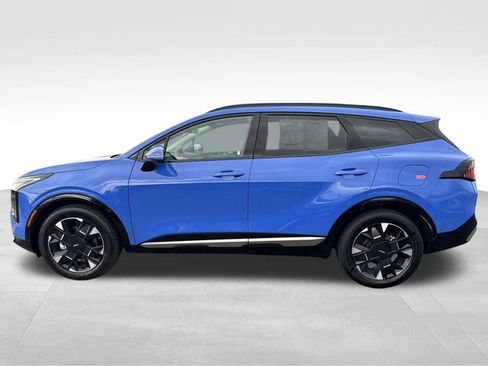 Used 2026 Kia Sportage SX FWD image 2