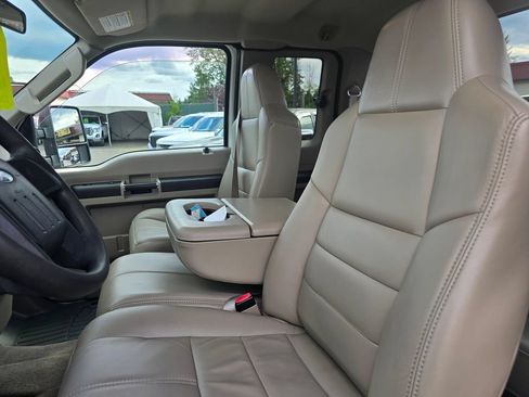 Used 2010 Ford F350 XLT AWD/4WD image 17