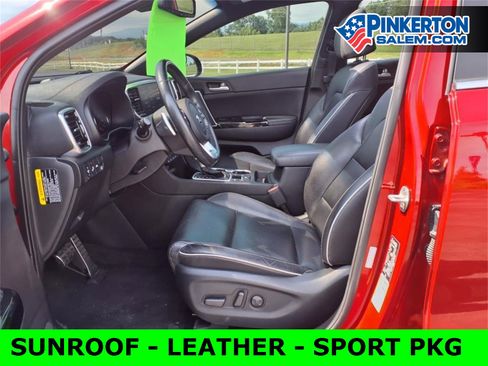 Used 2022 Kia Sportage SX image 11