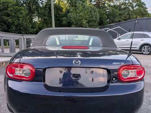 Used 2012 MAZDA MX-5 Miata Sport w/ Convenience Pkg image 5