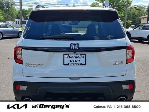 Used 2021 Honda Passport Elite image 6