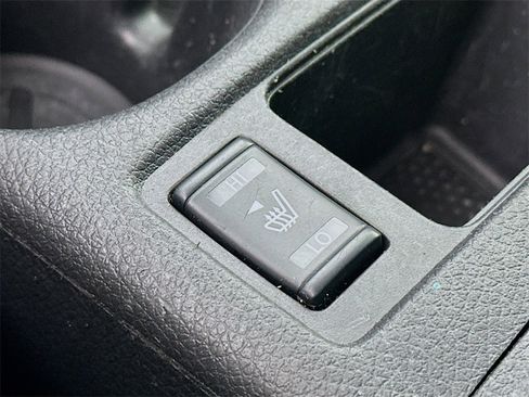 Used 2019 Nissan Rogue SV w/ Premium Package image 21