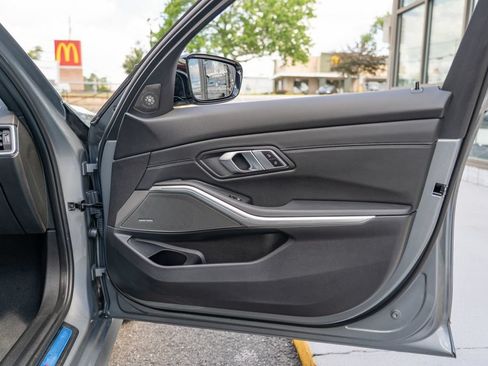 Used 2023 BMW M340i xDrive AWD/4WD image 17