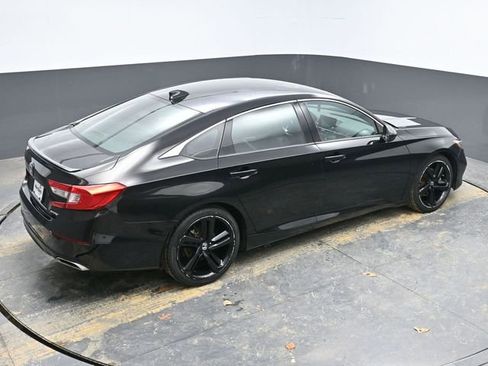 Used 2018 Honda Accord Sport image 21