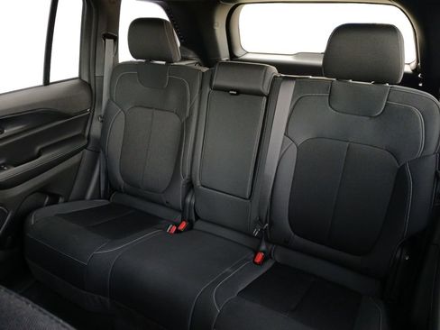 New 2026 Jeep Grand Cherokee Laredo X image 22