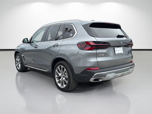 Used 2024 BMW X5 xDrive40i AWD/4WD image 5