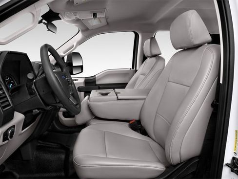 Used 2023 Ford F250 Lariat image 10