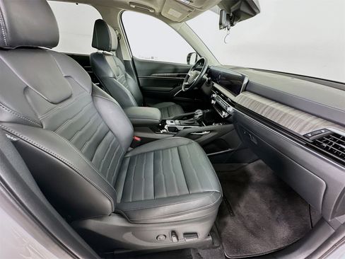 Used 2024 Kia Telluride SX Prestige image 30