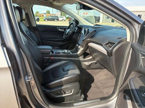 Used 2021 Ford Edge Titanium w/ Cargo Accessory Package FWD image 20