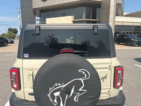 Used 2025 Ford Bronco Outer Banks AWD/4WD image 5