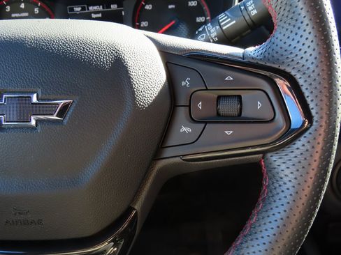 Used 2023 Chevrolet TrailBlazer RS w/ Convenience Package image 32