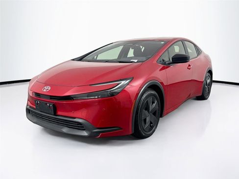Certified 2024 Toyota Prius Limited image 2