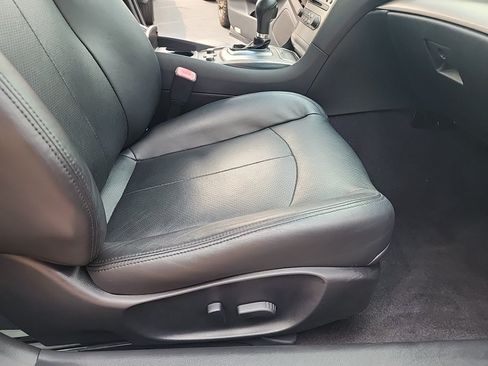 Used 2011 INFINITI G25 x w/ Moonroof Pkg AWD/4WD image 37