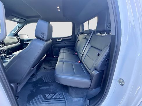 Used 2024 Chevrolet Silverado 1500 LTZ AWD/4WD image 26