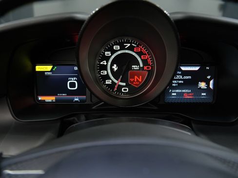 Used 2022 Ferrari F8 Tributo RWD image 58