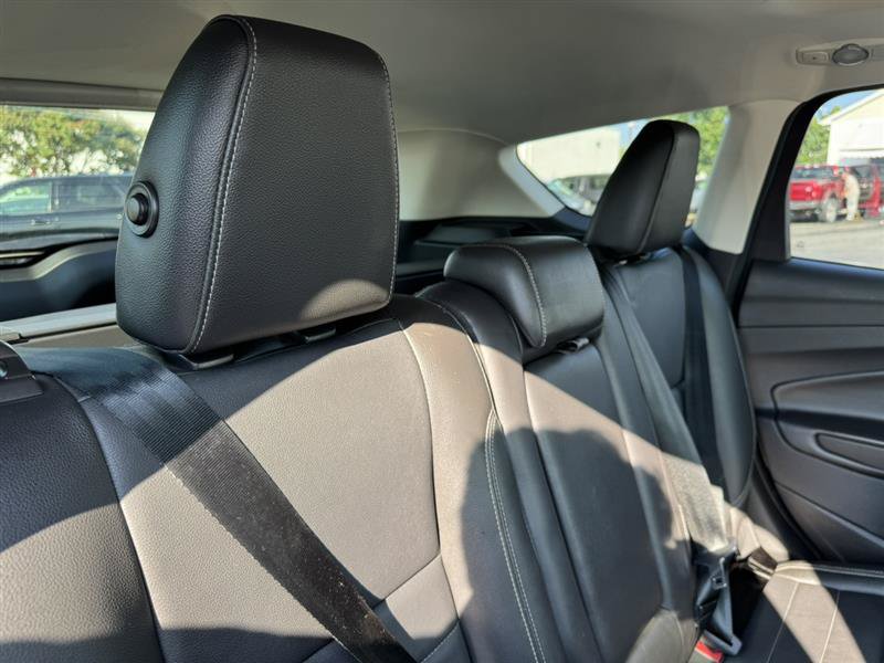Used 2014 Ford Escape Titanium w/ Equipment Group 401A FWD image 10