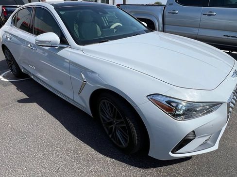 Used 2019 Genesis G70 2.0T Advanced w/ Prestige Package AWD/4WD image 2