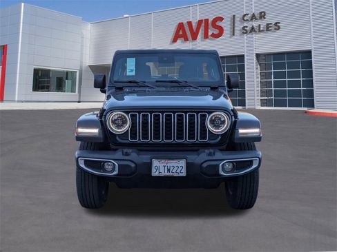 Used 2024 Jeep Wrangler Sahara image 2