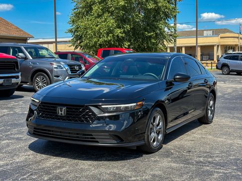 Used 2024 Honda Accord EX image 5