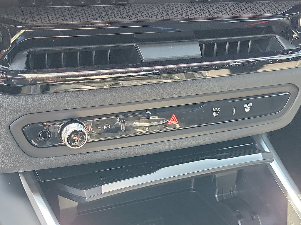 New 2026 BMW M2 w/ Lighting Package RWD image 22