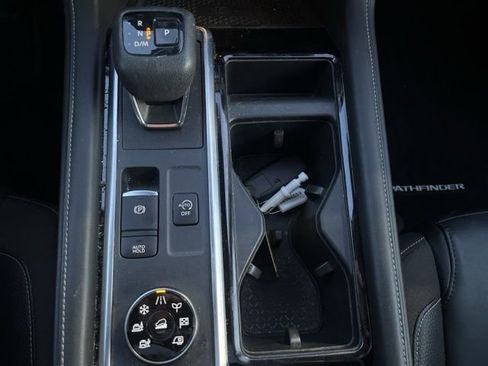 Certified 2023 Nissan Pathfinder SL w/ SL Premium Package image 21