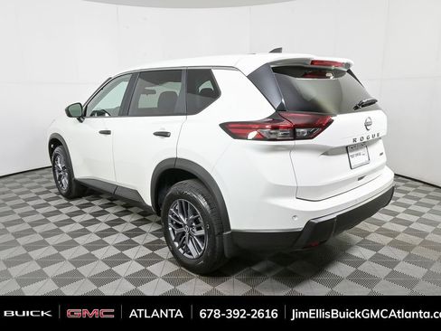Used 2026 Nissan Rogue S image 3