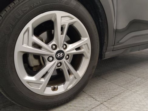 Used 2023 Hyundai Kona SEL FWD image 31