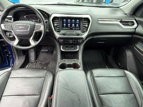 Used 2023 GMC Acadia SLT image 26