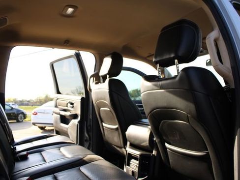 Used 2019 RAM 1500 Laramie AWD/4WD image 51