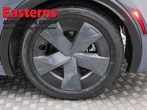 Used 2024 Toyota Prius LE image 30