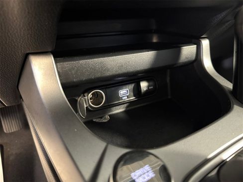 Used 2022 Kia Seltos LX image 30