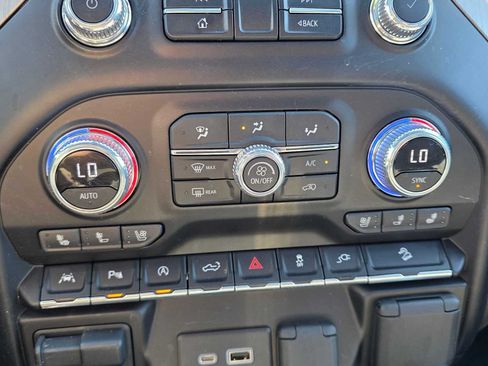 Certified 2021 GMC Sierra 1500 Denali w/ Technology Package AWD/4WD image 30